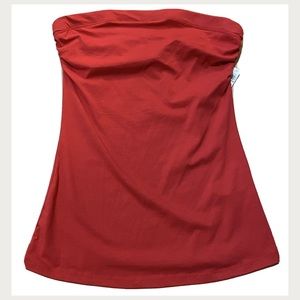 ❌SOLD❌ 
BRAND NEW with tag ✨ Red tube top